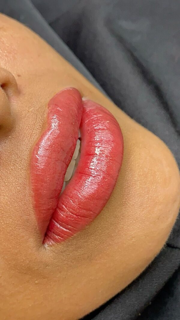 Micropigmentacion de labios - Imagen 3